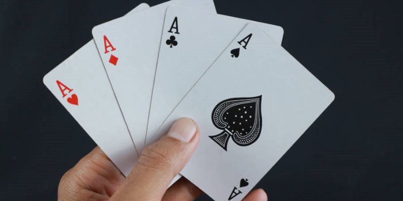 Hand poker tứ quý AAAA