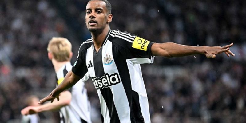 Vai trò dẫn dắt tấn công của Alexander Isak